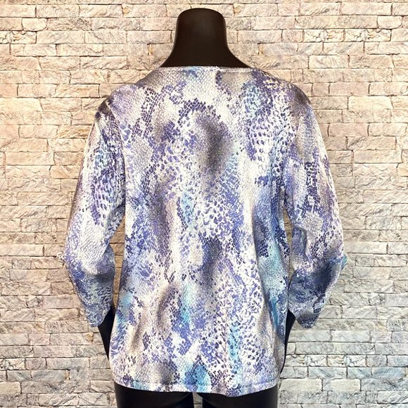 Alfred Dunner Shimmery Blouse with Keyhole Neckline Size S Oversized Abstract - Picture 4 of 8